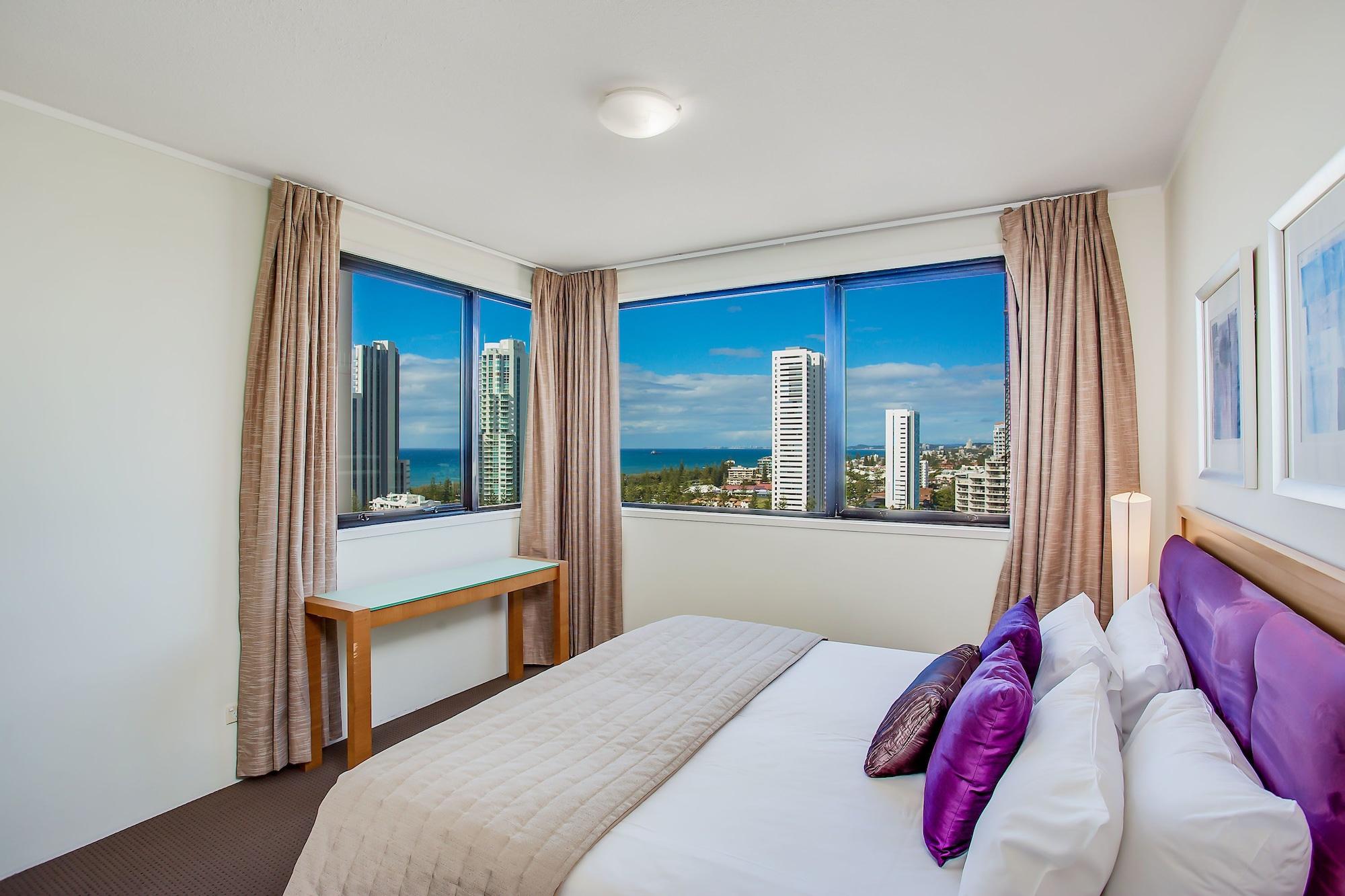 Mantra Broadbeach On The Park Gold Coast Exterior photo